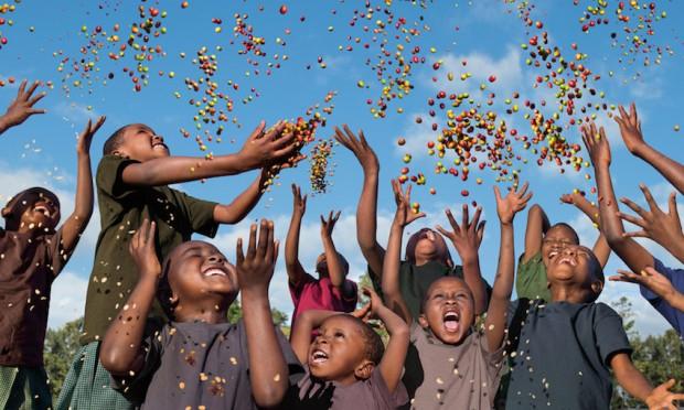 Dicembre - Future in our hands. Foto di Steve McCurry
