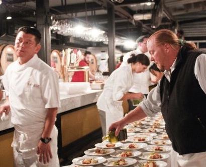 I "padroni di casa" di Eataly NY Alex Pilas e Mario Batali, protagonisti delle cene in Birreria