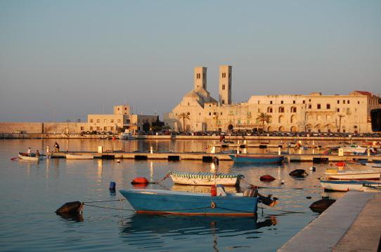 Molfetta: il porto al tramonto