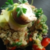 La Panzanella di quinoa con gallinella di mare cotta al vapore di&nbsp;Raoul Reperi, chef del ristorante Avec 55, di Tivoli (Roma), telefono&nbsp;+39.0774.317243. L'insegna conta su 25 coperti
