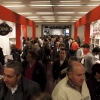 Il pubblico tra gli stand delle aziende espositrici 