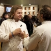 Identit� Golose � un punto di ritrovo degli chef pi� importanti della cucina d'autore italiana e internazionale: qui lo svedese Magnus Nilsson e il modenese Massimo Bottura