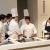 [p]All'estrema destra, [b]Davide Oldani[/b] del [i]D'O [/i]di Cornaredo (Milano, foto [b]Ezio Zigliani[/b])[/p]