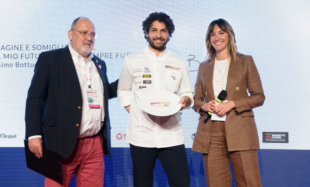 Acqua Panna e S.Pellegrino premia Maico Izzo del ristorante Piazzetta Milù di Castellammare di Stabia (Napoli) col Premio Vent'Anni
