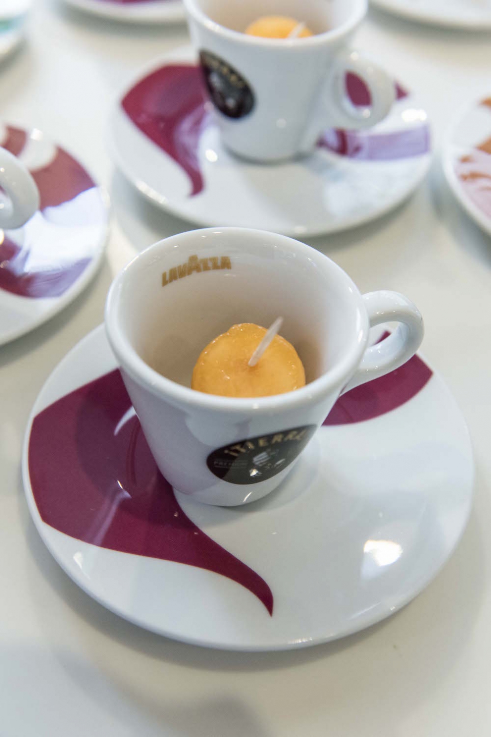 Galleria fotografica






Giancarlo Perbellini di Casa Perbellini, mattatore a Chicago









Gnocchi di polenta di Storo, pane, verze, rape rosse, brodo al caprino e polvere di crosta di Grana Padano, il piatto della lezione di Perbellini in Illinois









Le t-shirt di Eataly









Sarah Grueneberg, chef del ristorante Monteverde di Chicago, una bella sorpresa

 









La pasta di Sarah è quasi cotta…









…e darà vita a splendidi Spaghetti Monograno Felicetti, Grana Padano, pecorino romano e toscano, ricotta di siero di latte, blend di 4 pepi









Carlo Cracco, protagonista di una lezione e di un pranzo a Chicago









The making of… Bacio Perugina

 









Gli Spaghettoni Felicetti con plancton di Carlo Cracco

 









Fusillotti Cappelli Monograno Felicetti e burro affumicato, un primo efficace di Carlo Cracco

 









Pasta ancora protagonista con i deliziosi Sedani Monograno Felicetti e vellutata di fagioli con polpo, abalone della baia di Monterey e pepe affumicato di Michael Tusk, chef del Quince di San Francisco

 









I tortelli al topinambur, primo piatto del pranzo di Eataly Chicago. La firma è ancora di Michael Tusk

 









L’Uovo affumicato presentato da Carlo Cracco al pranzo di Chicago

 









Crostata di buttermilk, il dolce di Chicago firmato a Eataly Chicago da Rob Wing, resident chef

 









Spalla fondente d’agnello, cipolla, mozzarella affumicata e pane al pomodoro, il secondo di Chicago di Giancarlo Perbellini

 









I formaggi di Carozzi: Quader de Cavra, formaggio Branzi, Valtunt della Valsassina

 









Franco Pepe e Lidia Bastianich, protagonisti della lezione d’apertura della settima edizione di Identità New York

 









Tutto esaurito anche quest’anno alla Scuola di Eataly Flatiron

 









Il prologo della lezione numero 2 di New York: Massimo Bottura e Alex Atala vanno in diretta sulla pagina facebook del New York Times. Con loro, la foodjournalist Melissa Clark

 









Massimo Bottura e Alex Atala

 









I passatelli ricavati dagli scarti della pizza, oggetto della lezione newyorkese di Massimo Bottura

 









Massimo Bottura e il fido secondo Davide Di Fabio

 









Alex Atala, passione paulista

 









Il piatto della lezione di Alex Atala: petto di vitello (brisket) con bacuri e cipolle pickled

 









L’omaggio di Massimo Bottura a Identità Golose

 









Massimo Bottura scherza coi ragazzi del suo team

 









La Lasagna di zucchine con pomodori e marinara piccante, il piatto di Matthew Kenney, cuoco vegano e crudista americano

 









La Zuppa di Grana Padano con pomodori pelati e pane raffermo di Niko Romito, co-autore con Kenney della terza e ultima lezione di New York

 









Romito e il metrò

 









Paolo Marchi e Matthew Kenney al pronti-via della cena Dine Around da Eataly Flatiron

 









La Tagliatelle di alghe cacio e pepe di Matthey Kenney al Dine Around

 









Tartufi protagonisti con Urbani Truffles

 









Dine Around: Massimo Bottura spiega ai convenuti il suo “Lenticchia è meglio del caviale”

 









Say cheeese

 









Il resident chef di Eataly Flatiron Fortunato Nicotra al lavoro al Dine Around col suo piatto: Felicetti Conchiglie Nere, Grana Padano e ristretto di pera

 









Le Bombe alla crema di Niko Romito e Dino Como, il dessert del Dine Around

 









Una curiosa espressione parallela di Romito e il suo staff

 









Lidia Bastianch e Niko Romito

 









L’olio è di Villa Manodori

 









Vince Gerasole (qui con Sarah Grueneberg), presentatore delle 5 lezioni nelle due città

 









Giancarlo Perbellini e Sarah Grueneberg

 






