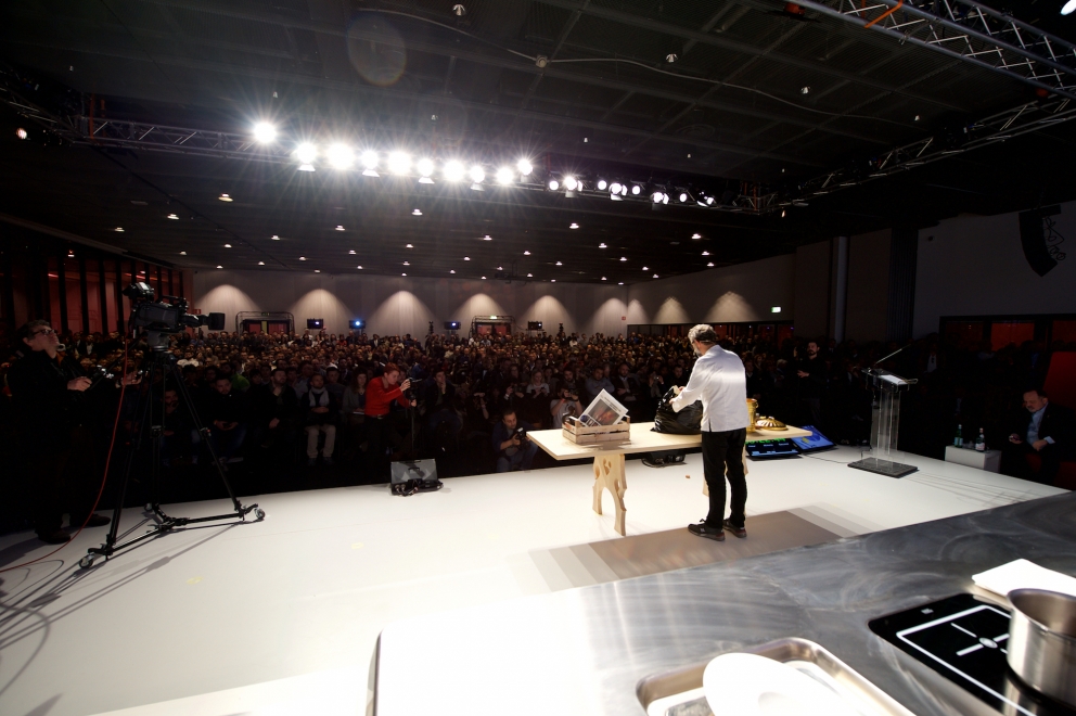 Photogallery






RUSSIAN DEBUT. Viola Cateni of Identità Golose with Vladimir Mukhin, White Rabbit in Moskow





