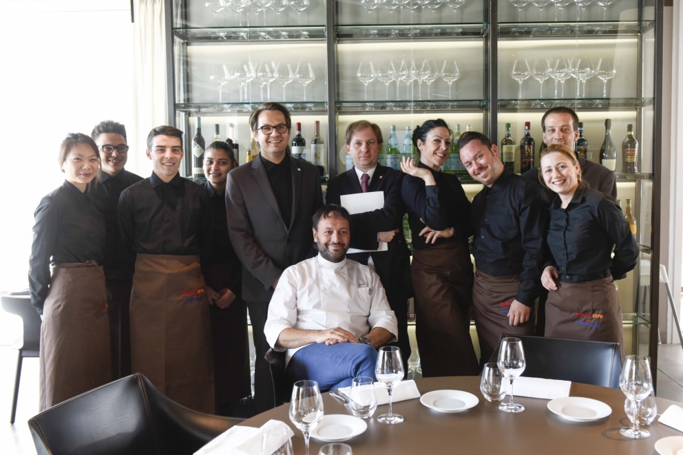 Galleria fotografica






Andrea Ribaldone dà indicazioni alla squadra








In posa








Briefing prima del serivizio





