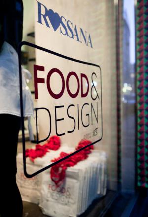 Galleria fotograficaCoda fuori dallo showroom Agape, via Statuto 12, per il piatto di Andrea BertonIl piatto di Berton:&nbsp;Focaccia di Recco con controfiletto di manzo crudo e composta di pomodoro piccanteAndrea BertonArclinea, corso Monforte 28: si preparano i fratelli&nbsp;Christian e Manuel Costardi, cuochi del ristorante Cinzia di VercelliL'imbuto di metallo per infilare il risotto nel barattolo warholiano. Alle spalle di Christian Costardi, Giulia Corradetti di Magenta BureauCostardi&rsquo;s tomato rice (omaggio a Andy Warhol)Manuel e ChristianLa gente godeCesar in via Larga 23, presidiato da&nbsp;Giovanni Ruggieri del ristorante RefettorioGiovanni Ruggieri con la sua&nbsp;Crema di patate con tarassaco all&rsquo;aceto di moscato, asparagi e salsa al crescioneGiovanni RuggieriTutti da Dada in via Larga, angolo piazza Santo Stefano, per&nbsp;Fabio Pisani e Alessandro Negrini di Aimo e NadiaFabio PisaniSpaghetti di Benedetto Cavalieri in cous cous con mozzarella di bufala campana, pomodori pugliesi &ldquo;al filo&rdquo; e profumo di limoni della CostieraLa granelle di cous cous &egrave; ricavata da spaghettoni frullati a crudoDa De Longhi, via Borgogna 8, c'&egrave; Alice Delcourt dell'Erba BruscaAlice DelcourtUltimo giro d'olio per il&nbsp;Cous cous speziato con erbe aromatiche, albicocche e zuccaMatteo Torretta ha cucinato allo Scavolini Store di piazza MissoriA destra Matteo Torretta, chef de Al V Piano di MilanoSotto al minipimer,&nbsp;Finto risotto di finocchi al sentore di sambucaLa spuma &egrave; di sambucaMatteo TorrettaDa Valcucine, corso Garibaldi 99, c'&egrave; il Ratan&agrave; di MilanoCesare Battisti, boss del Ratan&agrave;Il Risotto con verdure e erbe di primavere fresche, cotte e croccanti di BattistiTutti insieme appassionatamentePaolo MarchiOttava tappa: Febal, via FatebenefratelliIn secondo piano, Giovanni Giberti di Pav&eacute;&nbsp;Il Tiramisuper di Giovanni GibertiPer Giberti, 3 preparazioni diverse in 3 giorni: nei primi due, la&nbsp;Barbajada e&nbsp;Lime basilico e fragole
&nbsp;E' il turno di Ilve, via Giulio RomanoC'&egrave; Viviana Varese del ristorante AliceE la sua Passatina di pomodoro con ricotta e sgombri