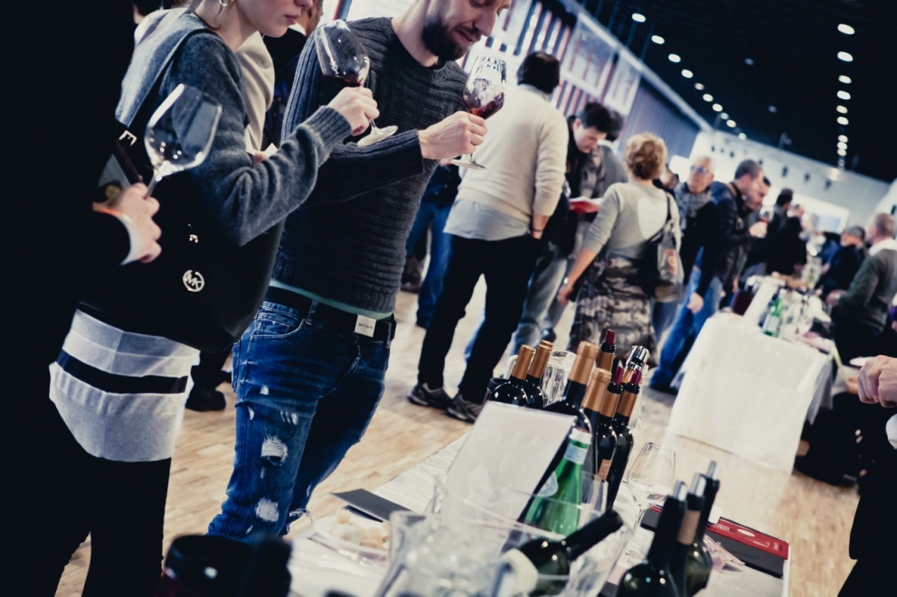 Galleria fotografica











 Da sinistra: Paolo Marchi, Gianluca Gorini, Helmuth Köcher, Niccolò Rizzi, Christian Milone, Giuseppe Iannotti





