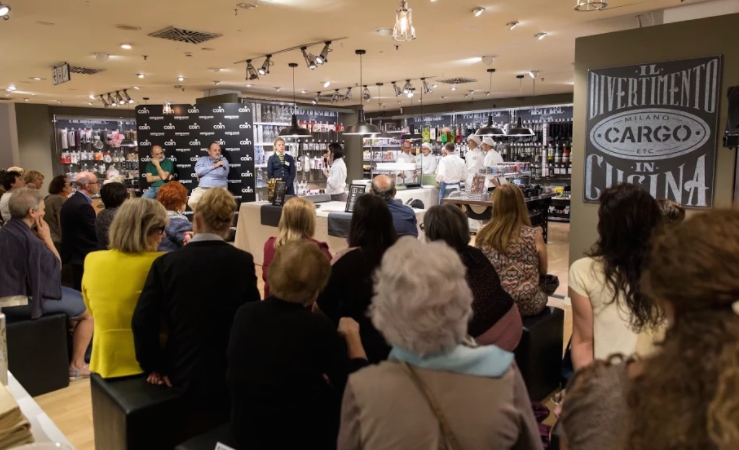 Photogallery






BARI. A curious audience in the Coin store in Via Noicattaro, inside shopping centre Casamassima









BARI. The speakers with Paolo Marchi were Felice Sgarra (in the photo), chef at restaurant Umami in Andria and Vincenzo Del Monaco of Bottega del Monaco in Grottagle (Taranto)









BARI. Felice Sgarra cooked a Cream of black chickpeas from Murgia with red prawn from Gallipoli and raspberry









BERGAMO. Three pillars from the Cerea family spoke at Coin: next to Paolo Marchi, there’s signora Bruna and her children Rossella and Chicco









BERGAMO. Chicco Cerea prepared a...









BERGAMO. ...Chestnut polenta with spicy tomato and pecorino






