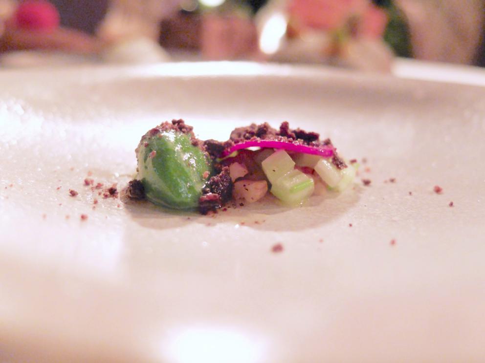 Photogallery






Our dinner at Meo Modo starts with various appetizers: hake tartare, gel of black olives and lime, sheep’s milk cheese with extra virgin olive oil and cypress, oregano and cheese cracker, black tomato with saffron mayonnaise, fermented tomato with crispy millet, pearls of crispy codfish






