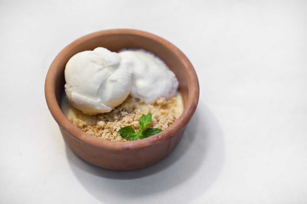 PhotogalleryCold tomato soup with vegetable brunoise, toasted bread with mizidra&nbsp;(Yiannis Loukakos)Saut&eacute;ed tuna filet with aubergine caponata (Yiannis Loukakos)Crispy fried shrimps from the Amvrakikos Gulf with tarama and caper sauce (Yiannis Loukakos)Spicy chicken pita wraps with tomato and yogurt sauce (Yiannis Loukakos)Pork and beef keftedakia meatballs with spicy tomato sauce and potato chips (Yiannis Loukakos)Risotto cacio e pepe with grana padano and selected pepper (Giovanni Sandri)Low temperature roasted pork fillet with roasted bell peppers, oregano, balsamic vinegar and crispy Parma prosciutto (Giovanni Sandri)Chocolate mouse with caramelised hazelnuts, strawberry sorbet and compote (Yiannis Loukakos)