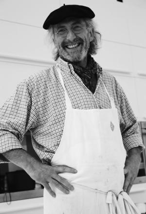 Galleria fotograficaFulvio Pierangelini, a lungo chef del Gambero Rosso di San Vincenzo (Livorno)La celebre Passatina di ceci con gamberi di Fulvio Pierangelini (qua il racconto integrale della lezione)Davide Scabin, chef del Combal.Zero di Rivoli (Torino)Il cyber egg di Davide Scabin, piatto simbolo del cuoco piemontesePasta salad di Davide ScabinVittorio Fusari, Dispensa Pane e Vini ad Adro (Brescia)L&rsquo;Interpretazione dell&rsquo;agnello di Alpago di Vittorio FusariLa pecora con gli occhiali della Val di Fanes, Vittorio FusariVirgilio Martinez, ristorante Central, Lima, Per&ugrave;
&nbsp;Capasanta, ka&ntilde;ihua&nbsp;di Ayaviri, emulsione di camu-camu di Virgilio MartinezErba andina/patata essiccata a 3mila metri, cacao amazzonico e giardino di Virgilio MartinezMeryem Cherkaoui de La Maison du Gourmet di Casablanca, MaroccoVongole allo zafferano in brodo con sapori marocchini, mandorle, fave e croccante di&nbsp;Meryem CherkaouCarlos Garcia, chef del ristorante Alto di Caracas, VenezuelaOssobuco nero con ossobuco di patata e soffritto criollo di Carlos GarciaLingua di cacao, Carlos GarciaOstrica di pomodoro di&nbsp;Roberta Sudbrack del ristorante Sudbrack di Rio de Janeiro (Brasile)Enrique Olvera, Pujol, Citt&agrave; del Messico, MessicoPlatano, ralladura di macadamia,&nbsp;hierba buena e crema di agrumi di Enrique OlveraMassimiliano e Valentino Marcattilii, San Domenico di Imola (Bologna)Uovo in raviolo di Valentino Marcattilii, grande classico della cucina italianaMagnus Nilsson, ristorante F&auml;viken, J&auml;rpen, SveziaUova di trota servite in una crosta calda di sangue di maiale disidratato di Magnus NilssonErnesto Iaccarino, Don Alfonso 1890, Sant&rsquo;Agata sui Due Golfi (Salerno)Nudi di ricotta in ristretto di cappone di mare con infusione di verbena odorosa e zest di limone, Ernesto Iaccarino