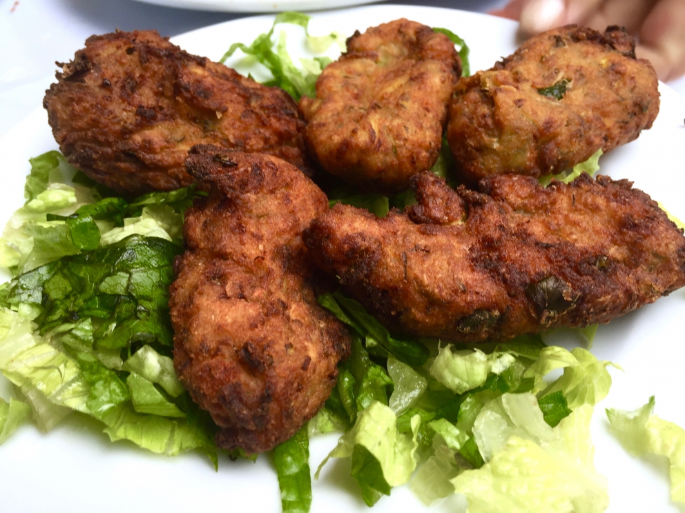 Photogallery






Breakfast with koulouri: you can find it all over town, we've chosen a kiosk between Korai and Stadiou, a stone's throw away from the university and not far from Psiri, the market area








Second stop, at Krinos (Aiolou 87): since 1922 it is the temple of loukoumades, pancakes fried in sesame oil and covered in honey and chopped almonds (loukuma is a word of Arab origins meaning nibble). A 6-piece portion costs 3.60 euros








The meat and fish market at Varvakios Agora (Athinas 42, a short walk from Krinos)








Come and grab some lamb!








Meat and fish market








Seafood delicacies. It's important to visit the fish market early in the morning because the best products are soon sold to restaurants













Walking around Psiri, Athens food corner








A pedlar selling salepi, an Ottoman drink made with dried orchid tubers








Slow food








Halva, a popular cake from India to the East of the Mediterranean Sea, based on tahina, a sesame paste. The word halva comes from the ancient Jewish where it meant 