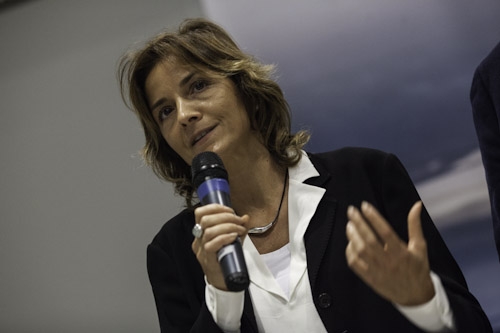 Galleria fotograficaHangar Bicocca, via Chiese 2, Milano. Per la prima volta teatro della presentazione della Guida di Identit&agrave;, &egrave; uno spazio polifunzionale nato nel 2004 dalla riconversione a spazio d&rsquo;arte contemporanea di un ex stabilimento appartenuto alla BredaAperto da gioved&igrave; a domenica, dalle 11 alle 23L'Hangar &egrave; anche HB Kids, programma di attivit&agrave; concepito apposta per i bimbi dai 12 ai 14 anni e le loro famiglie&nbsp;I Sette Palazzi Celesti di Anselm Kiefer, mostra permanente dell'HangarCon le permanenti, anche splendide mostre temporanee come Unidisplay di Carsten Nicolai, a&nbsp;cura di Chiara Bertola e Andrea LissoniSedie in attesa della conferenza di Identit&agrave;Claudio Scavizzi, regista di produzione, Magenta BureauRiunione pre-conferenza: Cinzia Benzi, colonna commerciale di Identit&agrave; Golose e Paolo MarchiAll'accoglienza: Annalisa Bianchi ed Elisa Pella di Magenta BureauClaudio Ceroni, presidente di Magenta Bureau, l'altra met&agrave; di Identit&agrave; GolosePaolo Marchi, l'altra met&agrave; di Identit&agrave; Golose, curatore della GuidaMain sponsorCarlo Cracco, ristorante CraccoOre 10.30, la sala inizia lentamente a riempirsiOre 11, la sala &egrave; gremita. In foto si riconoscono, da sinistra, Lorenzo Cogo, Fabio Pisani,&nbsp;Antonio Santini, Stefania Moroni, Gennaro Esposito, Mario Peqini, Alessandro NegriniTarsia Trevisan, giornalista di Class Life e splendida conduttrice della giornataFabio Barbaglini, da poco al timone della gloriosa Antica Osteria del Ponte di Cassinetta di Lugagnano (Milano)Carlo CraccoLuigi Taglienti, Trussardi alla ScalaChicco Cerea, Da Vittorio a Brusaporto (Bergamo)Anna Maschio, Bonaventura MaschioPadre Maurizio, Opera di San FrancescoGabriele Zanatta, caporedattore della GuidaAndrea Apreda, chef dell'Imago dell'Hotel Hassler e volto di Identit&agrave; New York, 12-14 ottobre prossimiElisabetta Serraiotto, responsabile Marketing & Comunicazione del Consorzio Grana Padano tra Claudio Ceroni e Paolo MarchiAl centro, Beniamino Nespor ed Eugenio Roncoroni de Al Mercato, MilanoSilvio Salmoiraghi dell'Acquerello di Fagnano Olona (Varese), Sorpresa dell'annoFederico De Cesare Viola, giornalista dell'annoMauro Mattei del Piazza Duomo d'Alba (Cn), Sommelier dell'annoAlessandro Pipero, Pipero al Rex, Roma, ma&icirc;tre dell'annoMezzo Christian Milone...... e l'altro mezzo del premio Birra in Cucina 2013Antonia Klugmann e Antonino Cannavacciuolo, migliore cuoca e miglior cuoco 2013Alice Delcourt dell'Erba Brusca di Milano,&nbsp;fresca vincitrice del Cous Cous Fest a San Vito Lo Capo (Trapani)Manuela Popolizio, spalla di Helmut K&ouml;cher del Merano Wine Festival (prossima edizione: 10-12 novembre 2012) e del Milano Food and Wine Festival (9-11 febbraio 2013)