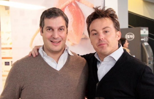 Galleria fotograficaA sinistra, Roberto Ceraudo, vignaiolo calabrese e tra i grandi protagonisti di Milano Food & Wine FestivalClaudio Sadler, cuoco protagonista di MF&WF (foto Ezio Zigliani)