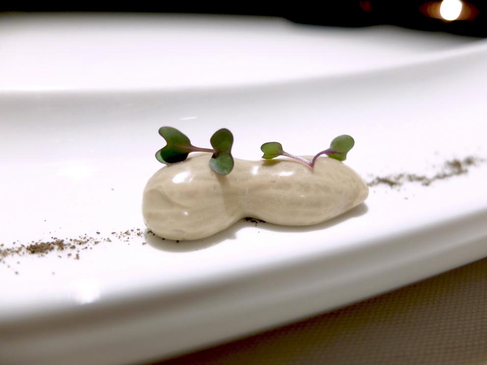 PhotogalleryOur dinner at Stube Gourmet, depicted by Tanio Liotta. We start with Duck breast, pumpkin mostarda, sesame wafer and tarragon 
Savoury cone with veal steak tartare, marjoram and salmon roe
A reconstructed tomato: mousse of tomato, vegetal carbon, mousse of almonds, basil gel
