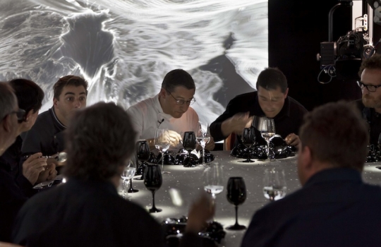 Galleria fotografica






Le prove generali








Prove del primo atto: al centro, il Bonsai di pica-pica










