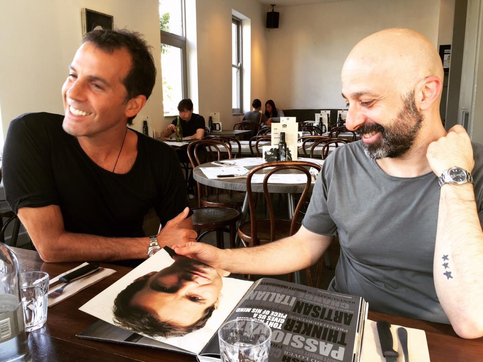 Galleria fotografica






Con l'aereo che sarebbe atterrato all'aeroporto di Melbourne alle 4.20 del mattino di martedì 4 aprile, ha fatto davvero piacere entrare della stanza 1729 del Langham Hotel lungo la South Bank del fiume Yarra e trovarvi della frutta fresca









Lo skyline notturno di Melbourne dalla camera al Langham. Il sole sarebbe sorto un paio d'ore dopo









Prima colazione con vista sul centro di Melbourne e il corso del fiume Yarra









Nicolas Chatenier, responsabile del panel francese nella giuria dei 50 Best, ha invitato stampa, cuochi e amici al Philippe Restaurant in pieno centro di Melbourne. «La Francia e i Fifty hanno avuto in passato relazioni torbulente che stiamo superando e così eccoci qui da uno chef che ha lavorato per anni e anni con Paul Bocuse». In effetti Philippe Mouchel è quanto di più lontano possiamo aspettarci oggi da una tavola contemporanea. Da un eccesso all'altro?









Clement Vachon e Yannick Alléno









Mauro Colagreco e Massimiliano Alajmo. Per la prima volta è toccato al fratello chef rappresentare le Calandre ai 50 Best. In passato, a Londra e a New York, era sempre andato Raffaele Alajmo









Dominique Crenn, argento vivo









Una tavola italiana è sempre allegra e calamita tutti, anche Yoshihiro Narisawa









La prima cena a Melbourne? Cafè Di Stasio, la buona Italia nel mondo









Rinaldo Di Stasio, per tutti Ronnie, produce vino nella Yarra Valley dal 1994. Le etichette le cura suo padre in maniera molto singolare: scrivendo l'originale a mano



















«DOC, siamo nati pizzaioli» è scritto su una grande lavagna in una delle due pizzerie chiamate DOC da Tony Nicolini. Questa è quella in Albert Park









La stessa inquadratura di prima ma con i fattori invertiti per evidenziare la foto di papà Nicolini quando era un giovane pizzaiolo arrivato nella metropoli dello stato di Victoria









Volo di mongolfiere su Melbourne all'alba di mercoledì 5 aprile 2017









Mercoledì 5 aprile, ore 9.30 del mattino, il giorno della verità dei Fifty Best 2017: la tensione di Massimo Bottura in attesa della sera









Massimo Bottura e Ben Shewry, chef neozelandese trapiantato a Melbourne in Australia









Dan Barber, chef-patron di Blue Hill at Stone Barns poco a nord di New York. Profeta della sostenibilità a 360° ha sospirato e poi sorriso quando gli abbiamo chiesto di Donald Trump presidente: «Il mio lavoro diventa più difficile, ma la sfida molto più interessante»









A conferenza e interviste concluse, posano i 5 chef intervistati. Da sinistra verso destra Gaggan Anand, Dan Barber, Elena Arzak, Virgilio Martinez e Yannick Alléno









Foto ricordo per me con, da sinistra, Virgilio Martinez, Valeria Senigaglia, Alessandra Gesuelli, Gaggan Anand e Elisabetta Canoro









Mercoledì 5 aprile a Melbourne: alle 6.30 della sera vengono aperti gli ingressi del Royal Exhibition Building e i quasi 1000 invitati iniziano a defluire, suddivisi in due file. A destra red carpet per i vip, a sinistra il dietro le quinte per la stampa









Finiti gli scatti con mogli, fidanzate e amici, Alajmo, Bottura, Crippa e Romito, reggendo un A4 ciascuno, ricorderanno così l'amico Bob Noto, scomparso a Torino lo scorso 23 marzo. Davvero un bel gesto









All'incrocio dei due assi di un edificio che quando venne inaugurato, nel 1880, era il più grande dell'intera Australia, due grandi postazioni per il party post-premiazione. Da una parte il pesce...









E dall'altra la carne bovina. Lavorata sul posto, poi cotta alla brace all'esterno assieme a dell'ottimo agnello, la vista della mezzena di un manzo non ha entusiasmato tutti gli ospiti. Nell'alta cucina c'è anche chi è vegetariano o vegano...









Massimo Bottura e Massimiliano Alajmo ormai a giochi fatti e, soprattutto, annunciati









Tra gli espositori di cose buone durante la cerimonia anche Calia, un distributore di qualità con un miele da favola da fiori di Leatherwood, un arbusto che cresce in Tasmania. Ne ho chiesto un campione da portare con me in Italia, mi è stato dato con questa motivazione: «Lo prenda pure perché ha chiesto il permesso invece di mettersi in tasca la boccetta». In un certo senso, edificante









Il diavolo non fa i coperchi, l'iPhone non sempre fa le foto a fuoco soprattutto quando chi lo usa ha fretta di fissare un gruppo di mogli degli chef premiati come al centro Lara Gilmore, la signora Bottura









Ai fotografi professionisti le foto non vengono mai sfuocate. E se capita è perché lo volevano









Massimo Bottura non si separa mai da un tricolore che riporta i primi tre articoli della costituzione, uno per colore partendo ovviamante dal verde









Le premiazioni sono finite, la festa quasi e allora ben venga un paio di scarpe, comodissimi sandali per Ana Ros, Best Female Chef per il 2017









L'Higher Ground è un localone bello ma rumoroso accidenti, in centro a Melbourne, punto di riferimento per gli chef arrivati da tutto il mondo. Bottura e Humm vi hanno tenuto una conferenza prima della premiazione, Daniel vi è tornato con la moglie Olimpia il giorno dopo essere stato applaudito numero uno al mondo, giovedì 6 aprile









Toast e avocado all'Higher Ground per un cremoso inizio di giornata dopo una nottata in bianco per via dei 50 Best









Hummus con verdure e uovo in camicia, sempre per prima colazione all'Higher Ground









Un esterno a Carlton dove Tony Nicolini ha aperto il secondo DOC Pizza & Mozzarella Bar, 295 Drummond Street









La pizzeria di Tony Nicolini a Carlton dopo il servizio del pranzo. Nota importante: il motto di Nicolini gli fa onore: «People and pizza before profit», il cliente e il prodotto prima del profitto.






