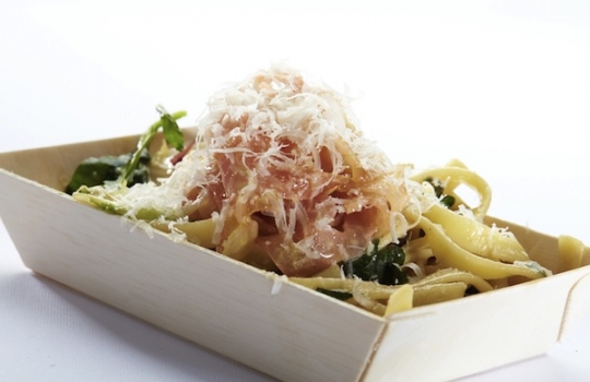 Galleria fotograficaFulvio Pierangelini, a lungo chef del Gambero Rosso di San Vincenzo (Livorno)La celebre Passatina di ceci con gamberi di Fulvio Pierangelini (qua il racconto integrale della lezione)Davide Scabin, chef del Combal.Zero di Rivoli (Torino)Il cyber egg di Davide Scabin, piatto simbolo del cuoco piemontese