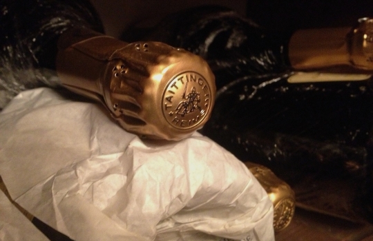 Photogallery






 
Modena’s colonnades, 186 thousand inhabitants and 3 restaurants with at least one Michelin star: Hostaria del Mare (1), Erba del Re (1) and Osteria Francescana (3 stars), our destination
 








Yellow and red tones prevail








The city still bears the signs of the May 2012 earthquake. On May 4th 2013, the day of our visit, a 3.8 magnitude earthquake was registered













By chance, Giuseppe Palmieri, maître and sommelier, appears from the grey door








Palmieri, 38, born in Matera. His first service in Francescana was on September 12th 2000








The old entrance to the restaurant, at number 24 in Via della Stella - as on the opening in 1995. It changed in September 2012: today you enter from number 22. Funnily enough, Google Maps is still set on the old entrance








The present entrance doors








Let’s start








After the latest renovations, the transit areas inside the Osteria appear as a contemporary art gallery








Mario Schifano’s world map








"Tourists", Maurizio Cattelan’s famous pigeons








Underneath the pigeons, Gavin Turk’s “Trashbag”








Three rooms, 12 tables, between 20 to 35 guests. 40% guests are Italian








Every table is illuminated by Davide Groppi’s Sampei lamp: if tables are moved, light follows








Francescana receives 150 reservations every day. But it also suffers from clients not showing up: on average, one table every week is booked but then guests don’t come








Right behind the kitchen, there’s the prêt-à-porter cellar








"In the central cellar, we only keep great vintages and larger bottles of what we consider to be great wines", Beppe Palmieri explains








1,600 wines are listed at Osteria Francescana, with a deep wine list which includes different vintages of the same wine





