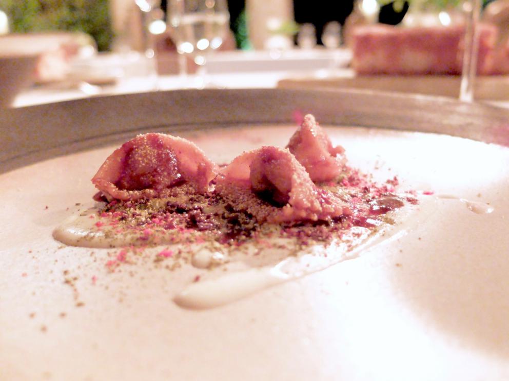 Photogallery






Our dinner at Meo Modo starts with various appetizers: hake tartare, gel of black olives and lime, sheep’s milk cheese with extra virgin olive oil and cypress, oregano and cheese cracker, black tomato with saffron mayonnaise, fermented tomato with crispy millet, pearls of crispy codfish









Celery sorbet, barbe brunoise and hazelnuts 









Fantastic salad made with 25 vegetables from the kitchen garden, with beetroot cream and cereal biscuit served with mushrooms, mushroom sponge, musk aroma and tomato infusion









The mushrooms sponge, aroma of musk and tomato infusion served with the salad









Squilla mantis, its crispy legs, cream of potato and lemon, crustacean bisque, cream of Palazzetto saffron









Chicken entrails, chicken liver pâté, smoked eel, puffed rooster crest









Excellent Verna wheat tagliolini with cream from the same wheat and apple geranium, mackerel cooked at low temperature and hemp seeds 









Cereals cooked as with risotto: Cream of pumpkin, toasted sunflower seeds and sunflowers 






