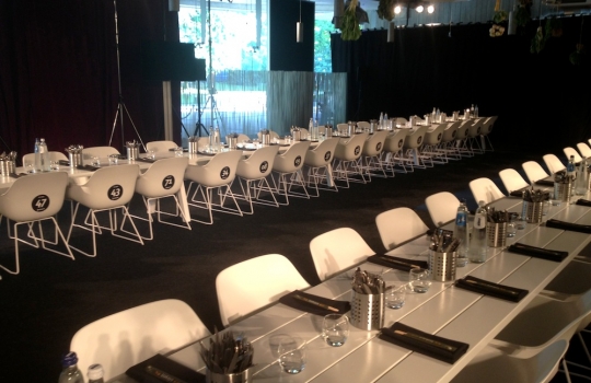 Photogallery






With 250thousand inhabitants, Gent (or Gand) is the third largest city in Belgium. With its canals and its laid back life, it competes with Bruges for the title most beautiful city in the Flanders 








The Sunday began at the Flemish Food Fest, a festival in which everyone was grilling all sorts of food. In the photo, the chef table with many of the chefs that were to be the protagonists of the Gelinaz! dinner








Colagreco, Redzepi and the kitchen-van. The location was kept secret until the beginning of the show, at around 7 pm





