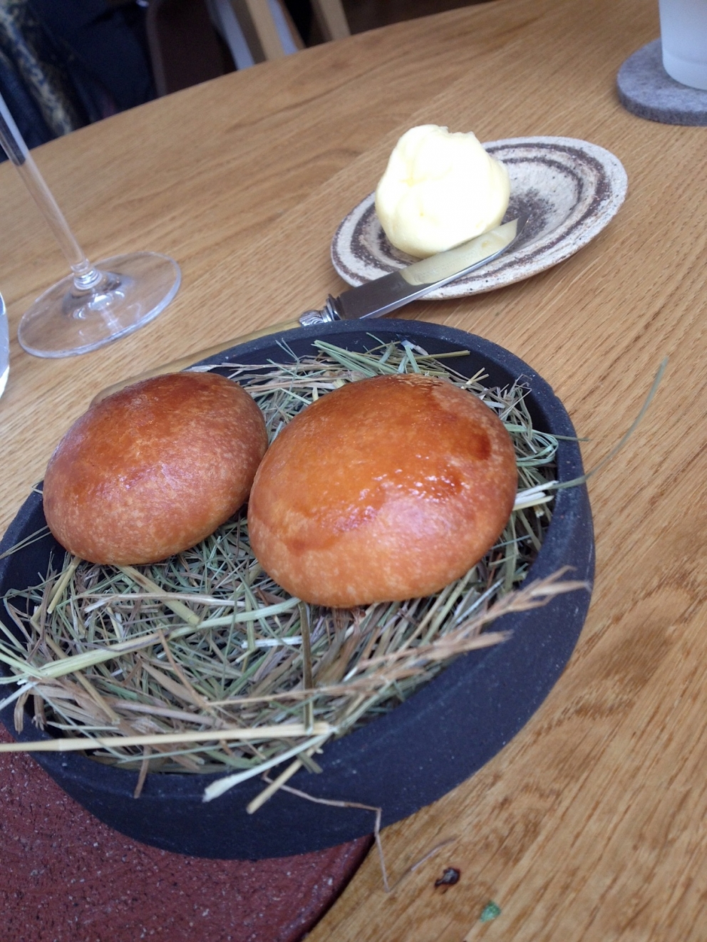 Galleria fotografica






Manzo, lampone, parmigiano








Piselli, panace e arancio confit








Bietole e more








Uovo, mais, cumino








Pomodori, mandorle e polveri di basilico rosso e verde





