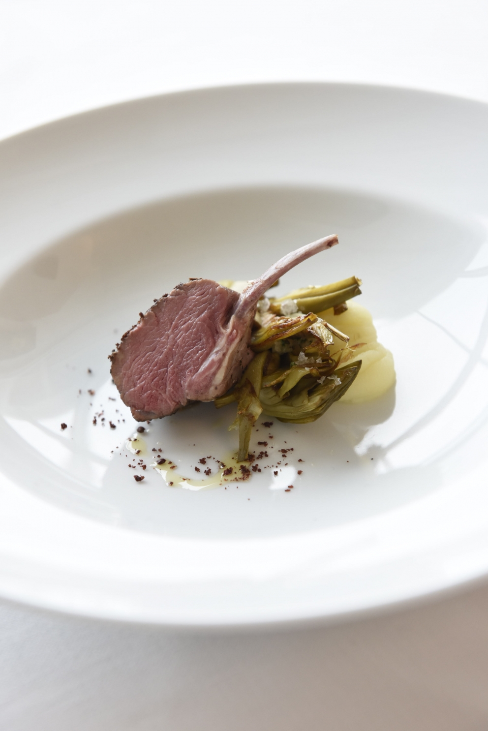 Photogallery






 La sala degustazioni del Roma FOOD&WINE Festival 2014: 200 vini di 59 aziende vinicole













 Da sinistra: Viviana Varese, Cristina Bowerman, Cesare Battisti e Luca Montersino 








 La coda alla vaccinara è caduta nel risotto di Cesare Battisti








Rosemary’s Ceci: Crema di ceci al curry con calamaretti, olio all’estratto di rosmarino e brodo intenso di calamari. Piatto di Viviana Varese





