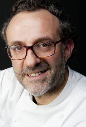 Galleria fotograficaAlice Delcourt, cuoca francese trapiantata a Milano dove &egrave; responsabile dell'Erba Brusca. Al Milano food&wine Festival presenter&agrave; lo Sgombro affumicato su un cous cous di frutta ed erbe, affumicato con foglie di t&egrave; neroCesare Battisti, chef e socio del ristorante Ratan&agrave; a Milano, una mano felice con il risotto che al festival presenter&agrave; come              

Riso, latte di capra, Grana Padano, vaniglia, pepe nero e carciofi croccanti
Foto Brambilla - SerraniClaudio Sadler, chef e patron del Sadler sui Navigli a Milano. Sabato 4 febbraio 2012 sua la              

Passata di carciofi freschi con crostone di focaccia di grano arso e ricotta ovina acida
Foto Brambilla/Serrani e Paolo MarchiRodrigo Oliveira, anima del ristorante Mocot&ograve; a San Paolo, dove la caipirinha &egrave; sempre strepitosa. Rodrigo porter&agrave; a Milano una certezza del Brasile: Stufato di fave, verdure e costine di maiale - Fava beans stew, vegetables and stuffed pork ribs