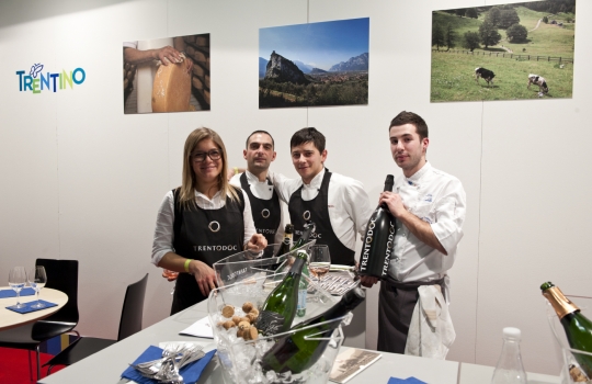 Galleria fotograficaLo stand del Trentino a Identit&agrave; Milano 2012