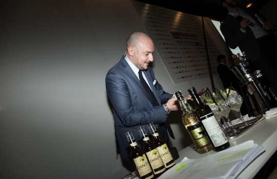 Galleria fotografica






Attovagliati a Identità di Sala, Mariella Cedroni e Massimo Bottura








Renato Bosco








Seconda edizione di Identità di Pizza








Lello Ravagnan da Chirignago





