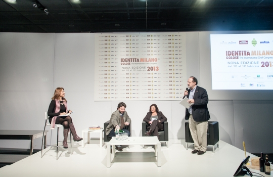 Galleria fotografica






Attovagliati a Identità di Sala, Mariella Cedroni e Massimo Bottura








Renato Bosco








Seconda edizione di Identità di Pizza








Lello Ravagnan da Chirignago








Beppe Palmieri, glocal di sala










