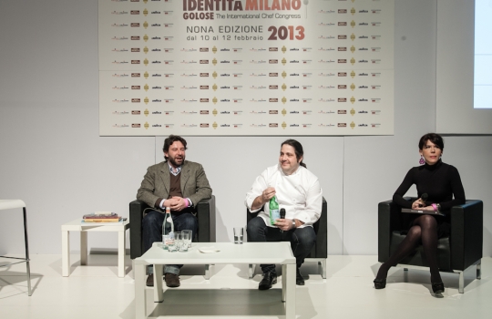 Galleria fotografica






Attovagliati a Identità di Sala, Mariella Cedroni e Massimo Bottura








Renato Bosco








Seconda edizione di Identità di Pizza








Lello Ravagnan da Chirignago








Beppe Palmieri, glocal di sala













Rossella Gardini, Gianluca Biscalchin, Roberta Schira e Paolo Marchi








Rossella Gardini





