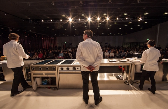 Galleria fotograficaAssalto a Kobe DesramaultsEmilie Rey ed Eric Pras: coppia dolce"Percorsi" di Gianluca Fusto: doppia presentazione del libro, doppi applausi