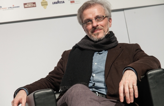 Galleria fotografica






Attovagliati a Identità di Sala, Mariella Cedroni e Massimo Bottura








Renato Bosco








Seconda edizione di Identità di Pizza








Lello Ravagnan da Chirignago








Beppe Palmieri, glocal di sala













Rossella Gardini, Gianluca Biscalchin, Roberta Schira e Paolo Marchi








Rossella Gardini








Gianluca Biscalchin, Gianluca Fusto e Carla Icardi








Sotto i cioccolatini, Cristina Viggè








Gianluca Biscalchin, presentatore di Identità Libri








Camilla Baresani, Viviana Varese e Fiorenza Auriemma








Sandra Ciciriello, passione ittica








Camilla Baresani, Licia Granello e Maida Mercuri








Gianluca Biscalchin e Andrea Vitali








Francesco Apreda








Francescon Apreda e Antonio Paolini








Paolo Marchi presenta la sua ultima fatica editoriale








Il team di Guido Tommasi, presente con due titoli: Pan'Ino e Cucina di Roma e del Lazio





