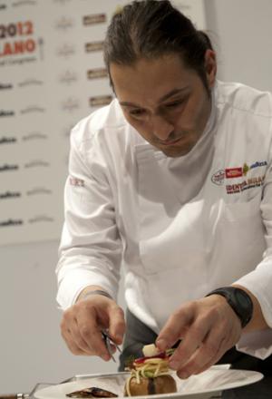 Galleria fotograficaLorenzo Cogo d'El Coq di Marano Vicentino (foto Michele Bella)Aurora Mazzucchelli del Marconi&nbsp;di Sasso Marconi (Bologna) e Viviana Varese di Alice a Milano&nbsp;(foto Michele Bella)In primo piano il giovane Daniel Berlin, cuoco di Malmoe in Svezia. Alle sue spalle, il giornalista connazionale Mattias Kroon&nbsp;(foto Michele Bella)Sandra Ciciriello, donna di sala e recruiting pesce di Alice a Milano&nbsp;(foto Michele Bella)Antonia Klugmann del Ridotto a Venezia con la giornalista Errica Tamani (di spalle, foto Michele Bella)Enrico Panero di Eataly a Genova (foto Michele Bella)Iside De Cesare della Parolina di Acquapendente (Viterbo)&nbsp;(foto Michele Bella)Sergio Humada, cuoco catalano dell'Alma di Barcellona&nbsp;(foto Michele Bella)Stevie Parle del Dock Kitchen di Londra&nbsp;(foto Michele Bella)Franco Aliberti, cuoco dell'Osteria Francescana di Modena, dialoga con il giornalista Carlo Passera (foto Michele Bella)Marianna Vitale (a destra) con la sua assistente. Al centro, la giornalista e presentatrice dell'intera giornata di Identit&agrave; Donna&nbsp;Errica Tamani (foto&nbsp;Michele Bella)Chiara Patracchini, pasticcera della Credenza di San Maurizio Canavese (Torino)&nbsp;(foto&nbsp;Michele Bella)
&nbsp;Andrea Aprea del Vun del Park Hyatt&nbsp;di Milano (foto&nbsp;Michele Bella)Nino Di Costanzo del Mosaico dell'Hotel Terme Manzi di Ischia (Napoli). Alle sue spalle, la giornalista Eleonora Cozzella (foto&nbsp;Michele Bella)
&nbsp;Francesco Sposito della Taverna Estia di Brusciano (Napoli)&nbsp;(foto&nbsp;Michele Bella)
&nbsp;