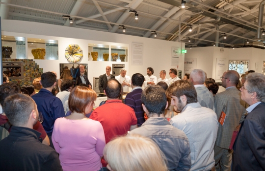 Galleria fotografica






I dolci di Luca Montersino e Gianluca Esposito


















Grana Padano








Luca Montersino, goloso di salute








Ian D'Agata, in piedi, e Fabio Turchetti, protagonisti delle degustazioni








Fontalloro protagonista tra i vini


















Gianluca Esposito, ristorante Italia di Eataly Roma








Moreno Cedroni, Madonnina del Pescatore a Senigallia (Ancona)








Arcangelo Dandini, L'Arcangelo, Roma Prati








Ugo Alciati, Guido a Serralunga d'Alba (Cuneo)








Da sinistra: Ugo Alciati, Moreno Cedroni, Nicola Farinetti, Arcangelo Dandini, Luca Montersino e Gianluca Esposito. Nascosto, Massimo Sola








Alessandra Rotondi, Paolo Marchi, Helmuth Koecher


















Il vitello tonnato di Ugo Alciati








Il Baccalà con salsa di cardamomo, rosa e finocchio di Moreno Cedroni








Luca Montersino e Ugo Alciati








Il Pollo alla romana di Arcangelo Dandini








Moreno Cedroni








Acqua Panna e S.Pellegrino








Claudio Ceroni da Birra Moretti








Emanuele Scarello, Agli Amici, Godia (Udine)








Heinz Beck, La Pergola, Roma








Marianna Vitale, Sud, Quarto (Napoli)








Beck in posa








Marianna Vitale, Heinz Beck, Massimo Sola, Emanuele Scarello e Gianluca Esposito








Alessandra Rotondi, Paolo Marchi, Helmut Koecher, Claudio Ceroni








Marianna Vitale...








... e la sua Cheese cake di baccalà profumato al finocchietto con ceci, pomodori confit e buccia di limone








Il Pollo, patate, limone e caffè di Emanuele Scarello













Il Tonno grigliato con gelatina di vitello alle erbe di Heinz Beck








Birra Moretti








In primo piano, Cinzia Benzi di Magenta Bureau








Nicola Trabucchi e il Falerno








Helmuth Köcher


















Francesco Apreda, Imago dell'Hotel Hassler, Roma








Elisa Pella di Magenta Bureau e Davide Scabin, Combal.zero, Rivoli (Torino)








Scabin con Daria Abbondi di Magenta Bureau








Il Cous cous al curry indiano, abbacchio alla brace inversa e fluido di pasta al pomodoro di Francesco Apreda








Davide Scabin


















Davide Scabin, Marco Stabile e Francesco Apreda





