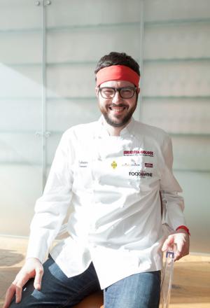 Galleria fotografica






I dolci di Luca Montersino e Gianluca Esposito


















Grana Padano








Luca Montersino, goloso di salute








Ian D'Agata, in piedi, e Fabio Turchetti, protagonisti delle degustazioni








Fontalloro protagonista tra i vini


















Gianluca Esposito, ristorante Italia di Eataly Roma








Moreno Cedroni, Madonnina del Pescatore a Senigallia (Ancona)








Arcangelo Dandini, L'Arcangelo, Roma Prati








Ugo Alciati, Guido a Serralunga d'Alba (Cuneo)








Da sinistra: Ugo Alciati, Moreno Cedroni, Nicola Farinetti, Arcangelo Dandini, Luca Montersino e Gianluca Esposito. Nascosto, Massimo Sola








Alessandra Rotondi, Paolo Marchi, Helmuth Koecher


















Il vitello tonnato di Ugo Alciati








Il Baccalà con salsa di cardamomo, rosa e finocchio di Moreno Cedroni








Luca Montersino e Ugo Alciati








Il Pollo alla romana di Arcangelo Dandini








Moreno Cedroni








Acqua Panna e S.Pellegrino








Claudio Ceroni da Birra Moretti








Emanuele Scarello, Agli Amici, Godia (Udine)








Heinz Beck, La Pergola, Roma








Marianna Vitale, Sud, Quarto (Napoli)








Beck in posa








Marianna Vitale, Heinz Beck, Massimo Sola, Emanuele Scarello e Gianluca Esposito








Alessandra Rotondi, Paolo Marchi, Helmut Koecher, Claudio Ceroni








Marianna Vitale...








... e la sua Cheese cake di baccalà profumato al finocchietto con ceci, pomodori confit e buccia di limone








Il Pollo, patate, limone e caffè di Emanuele Scarello













Il Tonno grigliato con gelatina di vitello alle erbe di Heinz Beck








Birra Moretti








In primo piano, Cinzia Benzi di Magenta Bureau








Nicola Trabucchi e il Falerno








Helmuth Köcher


















Francesco Apreda, Imago dell'Hotel Hassler, Roma








Elisa Pella di Magenta Bureau e Davide Scabin, Combal.zero, Rivoli (Torino)








Scabin con Daria Abbondi di Magenta Bureau








Il Cous cous al curry indiano, abbacchio alla brace inversa e fluido di pasta al pomodoro di Francesco Apreda








Davide Scabin


















Davide Scabin, Marco Stabile e Francesco Apreda























Gli Gnocchi alla romanara di Davide Scabin








Il Vitello Palamitè di Marco Stabile








Manuel e Christian Costardi, Cinzia di Vercelli








Cristina Bowerman, Glass Hostaria, Roma








Alice Delcourt, Erba Brusca, Milano








Il Polletto Borgogna di Cristina Bowerman








Il Cous Cous primavera con cipolle bruciate, formaggio di capra, pistacchi e menta di Alice Delcourt













Da sinistra, Claudio Ceroni, Christian e Manuel Costardi, Cristina Bowerman, Alice Delcourt













In primo piano, Claudia Orlandi di Magenta Bureau








Il Risotto alla carbonara dei Costardi













Luciano Monosilio, Pipero al Rex, Roma








Marco Stabile, Ora d'Aria, Firenze










