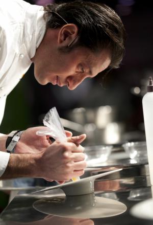 Galleria fotografica






Attovagliati a Identità di Sala, Mariella Cedroni e Massimo Bottura








Renato Bosco








Seconda edizione di Identità di Pizza








Lello Ravagnan da Chirignago








Beppe Palmieri, glocal di sala













Rossella Gardini, Gianluca Biscalchin, Roberta Schira e Paolo Marchi








Rossella Gardini








Gianluca Biscalchin, Gianluca Fusto e Carla Icardi








Sotto i cioccolatini, Cristina Viggè








Gianluca Biscalchin, presentatore di Identità Libri








Camilla Baresani, Viviana Varese e Fiorenza Auriemma








Sandra Ciciriello, passione ittica








Camilla Baresani, Licia Granello e Maida Mercuri








Gianluca Biscalchin e Andrea Vitali








Francesco Apreda








Francescon Apreda e Antonio Paolini








Paolo Marchi presenta la sua ultima fatica editoriale








Il team di Guido Tommasi, presente con due titoli: Pan'Ino e Cucina di Roma e del Lazio








Leonardo Romanelli








 Cinzia Benzi, musa del Sauternes con Laura Di Cosimo








Simone Salvini e Marco Bianchi








Matteo Baronetto, 18 anni di pasta da Cracco 








Roberto Petza: la pasta e la Sardegna








Assaggi everywhere








Domenico Della Salandra, colonna in cucina








Fran Rizzuti, pasta lucana








Christian Milone, democrazia della pasta








Eleonora Cozzella tira le fila della giornata della pasta. A destra, Anthony Genovese








Davide Scabin, lasagne spaziali








Riccardo Felicetti e Alessandro Gilmozzi








Luciano Monosilio: carbonaro fino al midollo








Simone Salvini e Lisa Casali





