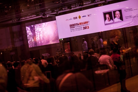 Photogallery






Premio creatività in cucina, Massimiliano Alajmo premiato da Piero Gabrieli e Chiara Quaglia di Molino Quaglia . Ai due estremi, Paolo Marchi e Francesca Barberini








Premio Birra in Cucina a Fabio Barbaglini. dell'Antica Osteria del Ponte di Cassinetta di Lugagnano (Milano). Con lui, Alfredo Pratolongo, direttore Comunicazione a Affari istituzionali di Heineken Italia








Claudio Ceroni e Paolo Marchi: apertura del Congresso 2013 otto il segno del rispetto





