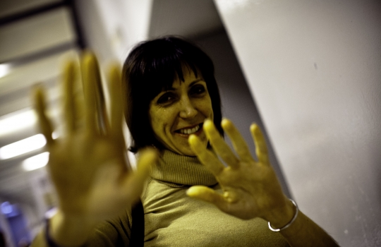 Galleria fotograficaDa sinistra, Massimiliano Alajmo delle Calandre di Rubano (Padova), Corrado Assenza&nbsp;del Caff&egrave; Sicilia di Noto (Siracusa) e Aimo Moroni del Luogo di Aimo e Nadia a MilanoUn sorridente Moreno Cedroni, cuoco della Madonnina del Pescatore di Senigallia (Ancona)A sinistra Paolo Marchi, a destra Claudio Ceroni. I due vertici di Identit&agrave; GoloseRoberto Restelli, a lungo curatore dell'edizione italiana della Guida MichelinLuciana Bianchi, giornalista italo-brasilianaGiuliano Baldessari, sous chef delle Calandre di Rubano,&nbsp;Padova; Alfredo Pratolongo, direttore comunicazione e affari istituzionali Heineken Italia e Paolo MarchiRodrigo Oliveira, cuoco paulista del Mocot&ograve;Pausa caff&egrave; allo spazio LavazzaDa sinistra, il giornalista Stefano Vegliani, il cuoco Carlo Cracco e il suop sous chef Matteo BaronettoMassimo Bottura dell'Osteria Francescana di Modena e Matteo Baronetto del ristorante Cracco di MilanoIl giornalista Gabriele Zanatta con Riccardo Monco e Italo Bassi, chef dell'Enoteca Pinchiorri di FirenzeRoberto ed Enrico (Bobo e Chicco) Cerea del ristorante Da Vittorio di Brusaporto (Bergamo)Alessandra Rotondi, sommelier romana di stanza a New YorkMatteo e Camilla Lunelli di Cantine Ferrari premiano i fratelli CereaGiulia Corradetti di Identit&agrave; Golose e Davide Scabin, chef del Combal.Zero di Rivoli, TorinoPremiati Oleifici Barbera premia Missy Robbins, cuoca americana di A Voce a New York. A destra, Paolo MarchiIl giornalista Andrea PetriniRosita Dassisti e Claudio Ceroni&nbsp;di Magenta BureauDi spalle, Marco Bolasco, direttore editoriale di Slow Food e Paolo Lopriore, cuoco del Canto di SienaChiara Quaglia e Piero Gabrieli di Molino Quaglia premiano il "pizzaiolo" Simone Padoan de I Tigli di San Bonifacio a VeronaMassimo Bottura, Osteria Francescana, ModenaEnzo Vizzari, direttore delle Guida ai Ristoranti Espresso e Paolo MarchiSulla sedia il pastaio Giovanni Assante, a terra il cuoco paulista Alex Atala con la sommelier Alessandra RotondiClaudio Ceroni e Paolo Marchi rendono omaggio ad Alessandra Piazzoni, colonna di Magenta BureauPaolo Marchi stretto tra la collega Livia Chiriotti e l'agronomo di Valhrona&nbsp;Jean-Fran&ccedil;ois DargeinFr&eacute;d&eacute;ric Bau,&nbsp;ma&icirc;tre p&acirc;tissier di ValhronaRen&eacute; Redzepi, chef del Noma di CopenaghenLa giornalista Livia Chiriotti con Luca Lacalamita, giovane pasticcere dell'Enoteca Pinchiorri di FirenzeHeinz Beck, chef della Pergola di RomaPaolo Marchi premia Missy Robbins e Claudio Sadler del ristorante Sadler di MilanoLe formule di Niko Romito, chef del ristorante Reale di Castel di Sangro (Chieti)Marchi con Paolo Donei del Malga Panna di TrentoGiovanni Minetti di Casa E. Mirafiore (a destra) consegna ad Alessandro Gilmozzi del Molin di Cavalese il premio di Artigiano della GolaAlfio Ghezzi della Locanda Margon di Trento