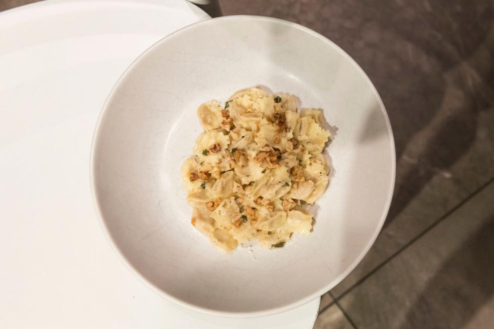 Photogallery














































Caterina Ceraudo and Iacopo Zambarbieri









Susy Ceraudo and her husband Luigi









Razor clams and musky octopus in acquapazza by Michele Carter of Barbara Lynch Gruppo






