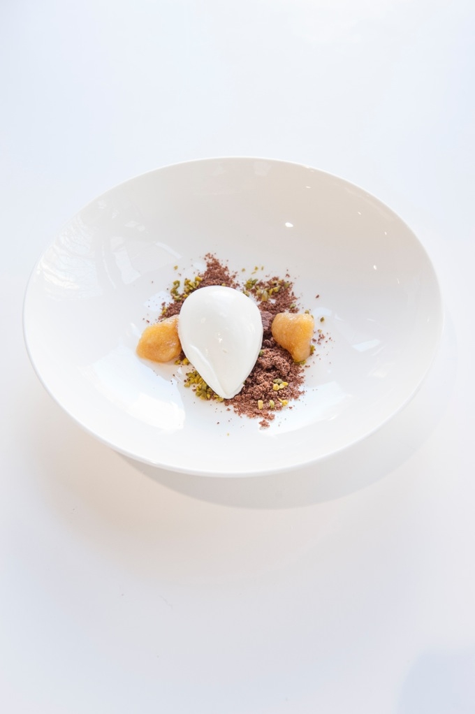 Galleria fotografica











 Da sinistra: Paolo Marchi, Gianluca Gorini, Helmuth Köcher, Niccolò Rizzi, Christian Milone, Giuseppe Iannotti













 Massimo Bottura








 Da sinistra: Massimo Bottura, Helmuth Köcher, Antonio Borruso, Giorgio e Gian Pietro Damini, Paolo Marchi








 Davide Oldani e Ugo Alciati

























