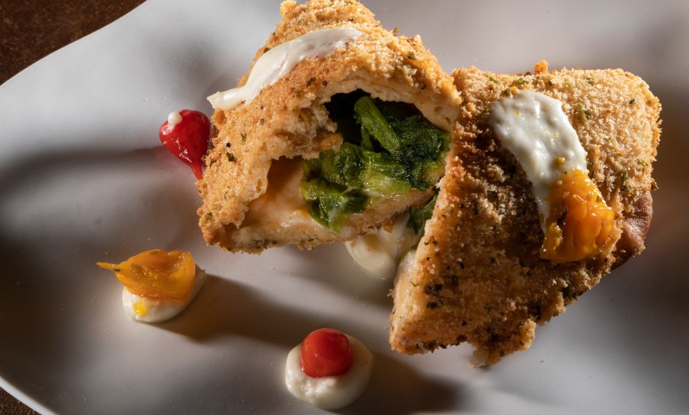 Fritto è sempre una buona idea: il panzerotto panato di Francesco Arena e Salvatore Vullo