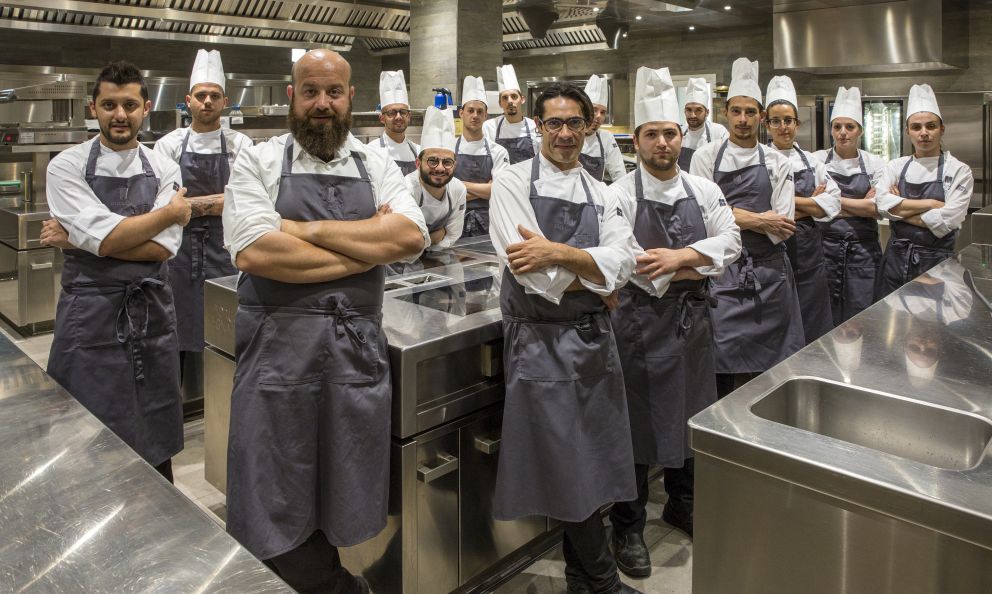 Mediterraneo: là dove Domingo Schingaro pesca gli ingredienti che accomunano i popoli
