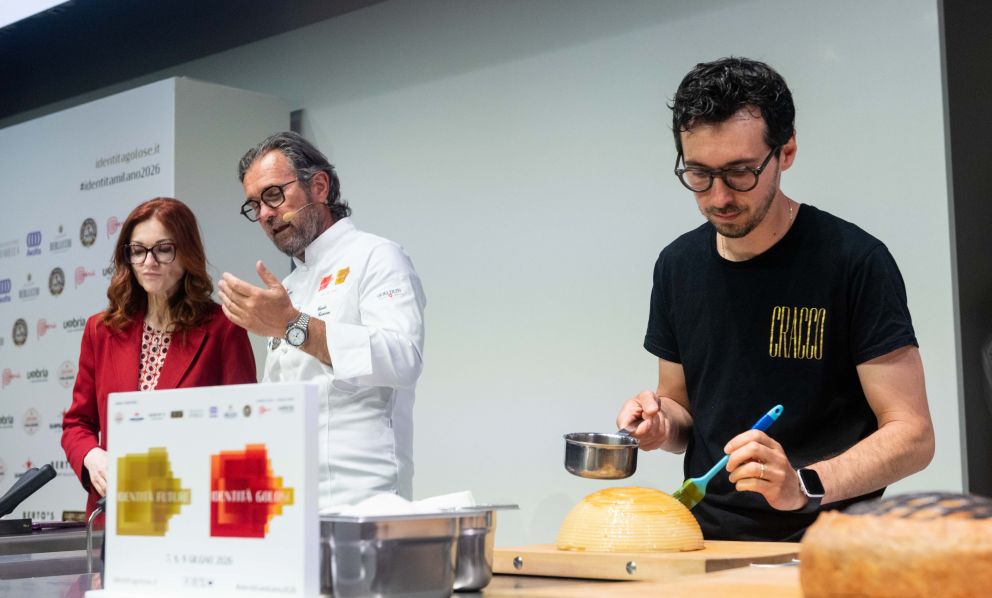 Carlo Cracco a Identità Milano: «La cucina dell'oggi va messa per iscritto»