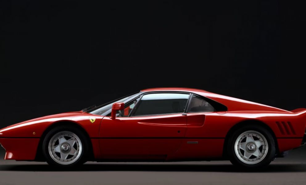 Al Cavallino di Maranello le Supercars Ferrari diventano alta cucina: sette piatti per sei modelli storici