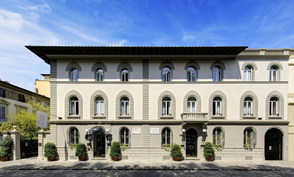 Un rifugio di charme nel cuore di Firenze: l'ospitalità raffinata del Regency Hotel