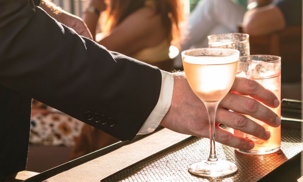 Da Roma a Forte dei Marmi: Drink Kong firma l’estate vista mare al Principe